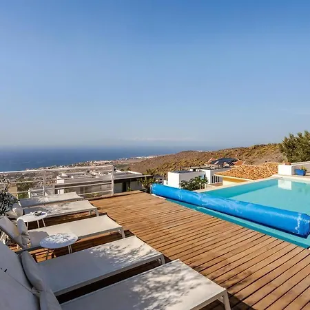 Itaca Vista Mar Y Piscina Climatizada Willa *