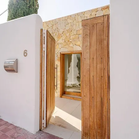 Itaca Vista Mar Y Piscina Climatizada Willa