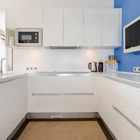 Itaca Vista Mar Y Piscina Climatizada Willa