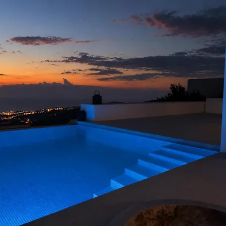 Villa Itaca: Impresionantes Vistas Al Mar