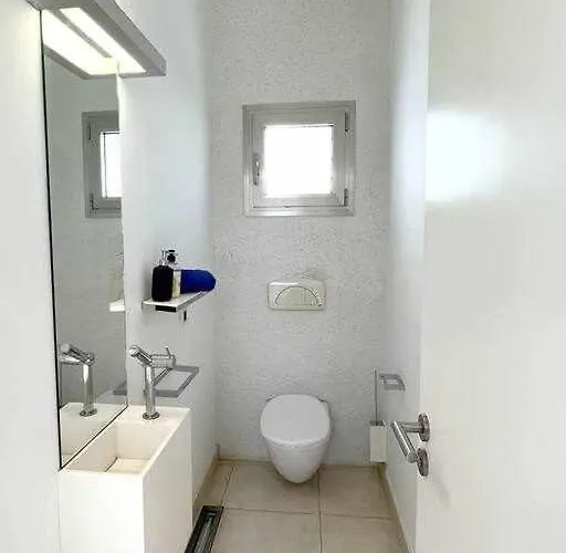 Itaca Vista Mar Y Piscina Climatizada * אדחה