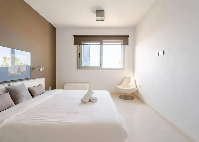 Itaca Vista Mar Y Piscina Climatizada וילה אדחה