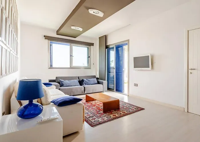 Itaca Vista Mar Y Piscina Climatizada * אדחה