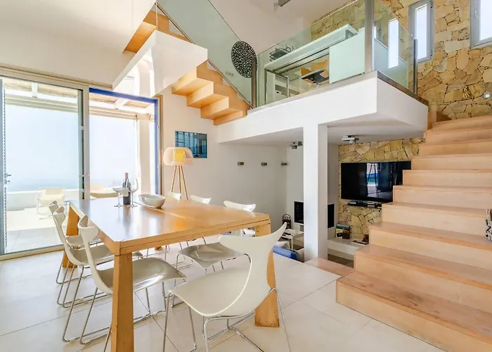 Itaca Vista Mar Y Piscina Climatizada וילה אדחה