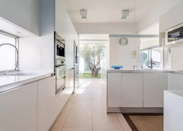 Itaca Vista Mar Y Piscina Climatizada וילה אדחה